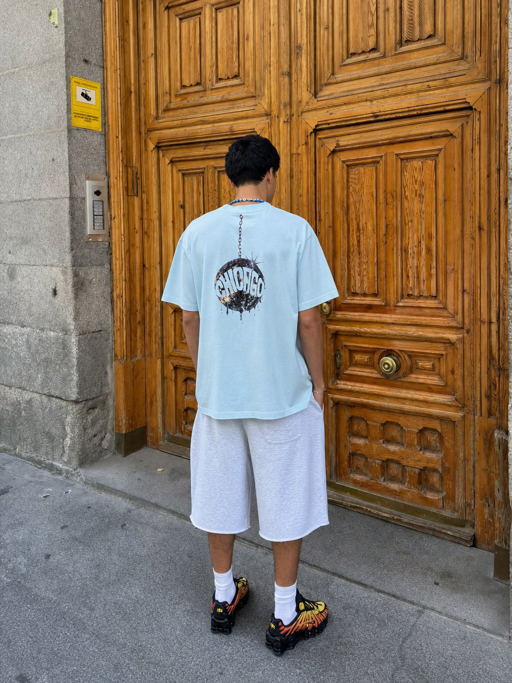 MJ- Lets escape To Chicago T-shirt(Light Blue) – model back